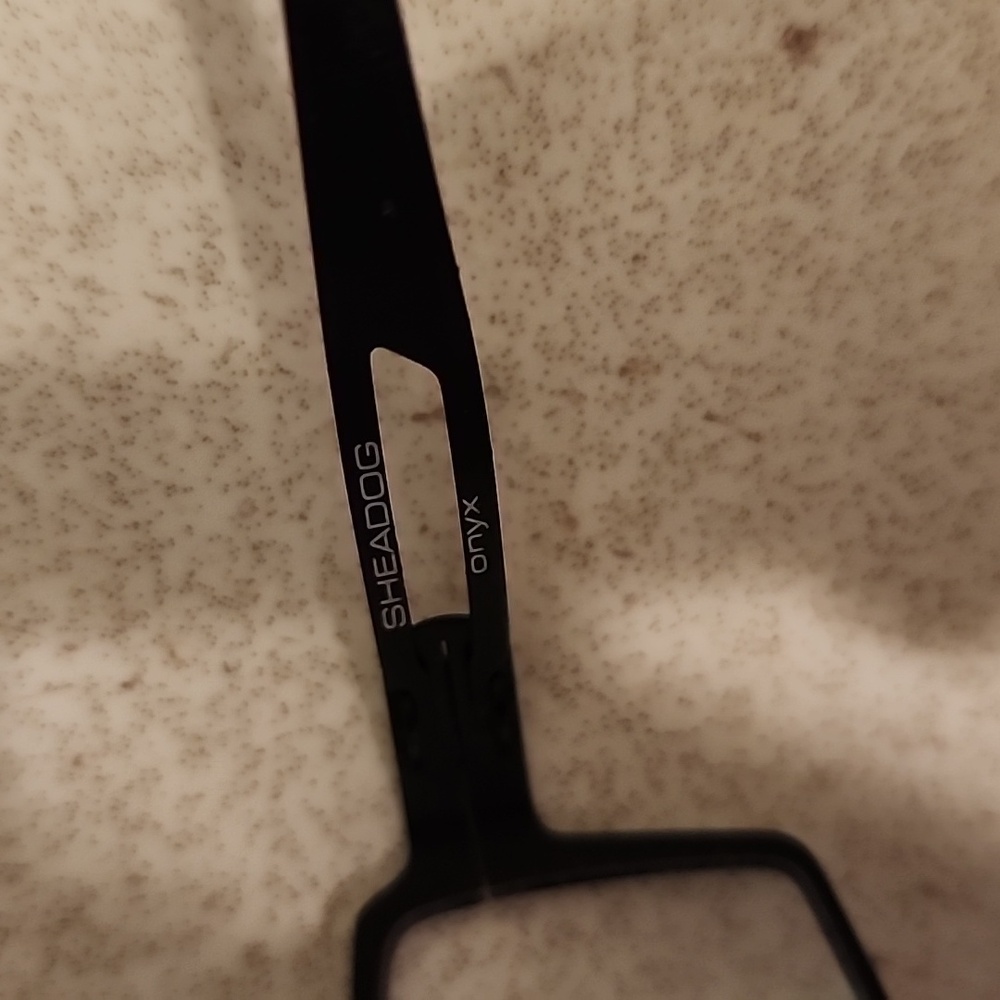 Gunnar Optics Sheadog Onyx Rectangle Glasses - Picture 3 of 3